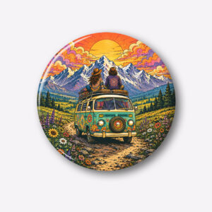 "HIPPIE ROAD TRIP" 44MM/58MM ROUND PIN BADGE